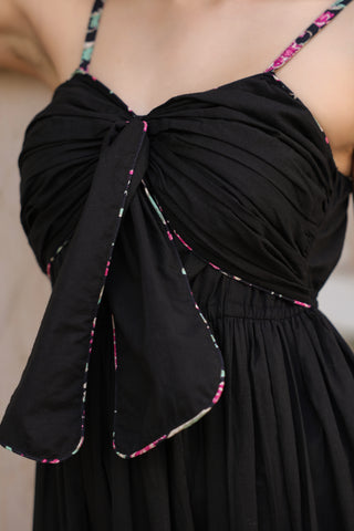Sweetheart Neck Fit & Flared Ethnic Dresses