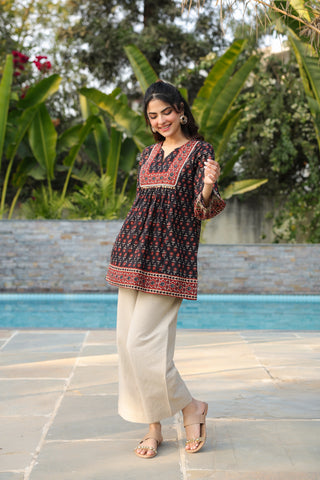 Black Ethnic Motif Print Lace Top