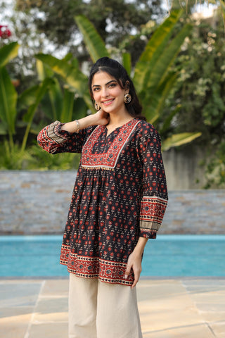 Black Ethnic Motif Print Lace Top