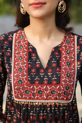 Black Ethnic Motif Print Lace Top