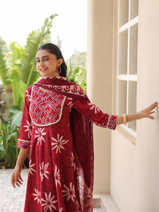 Maroon Ethnic Motif Print Fit & Flare 3-Piece Anarkali Kurta Set
