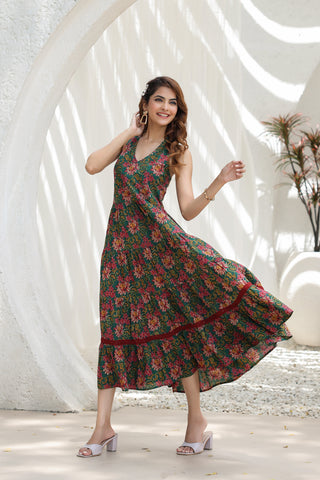 Women Green & Maroon Floral Printed Cotton A Line Ethnic Dresses