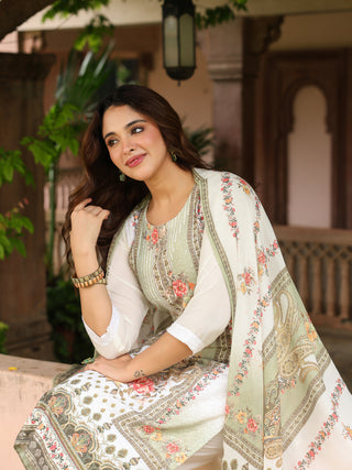 Women Floral Printed Regular Pure Cotton Kurta with Trousers & With Dupatta