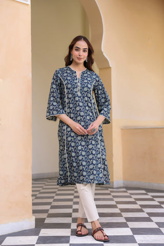 Women Floral Printed Daily Pure Cotton Straight Kurta