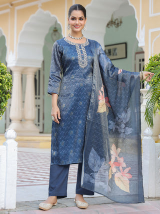 Women Floral Printed Regular Thread Work Pure Cotton Kurta with Trousers & With Dupatta