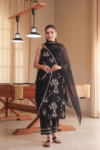 Women Printed Regular Pure Cotton Kurta with Trousers & With Dupatta