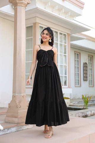 Sweetheart Neck Fit & Flared Ethnic Dresses