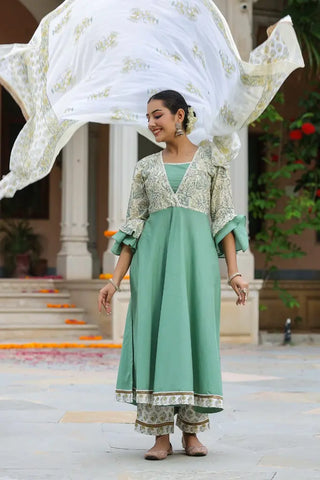 Women Green Anarkali Kurta Set