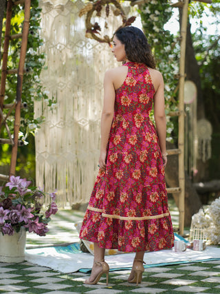 Women Red Floral Printed Pure Cotton Tiered Fit and Flare Dress