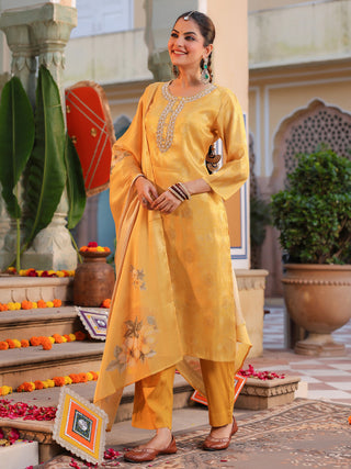Women Ethnic Motifs Regular Pure Cotton Kurta with Trousers & With Dupatta