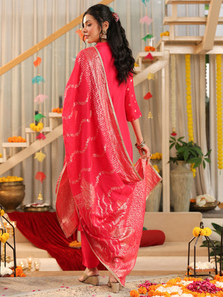 Fuchsia Ethnic Motif Print Rayon Straight Kurta Set With Pant Pocket