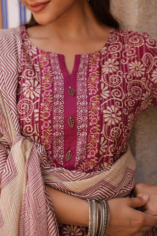 Women Floral Printed Regular Pure Cotton Kurta with Trousers & With Dupatta