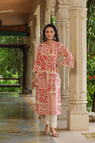 Women Peach Floral Printed Pintucks Kurta