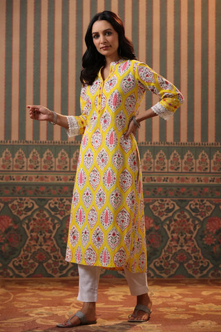 Women Yellow Ethnic Motifs Printed Cotton Straight Kurta