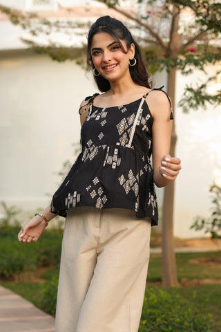 Black Abstract Print Fit & Flare Top