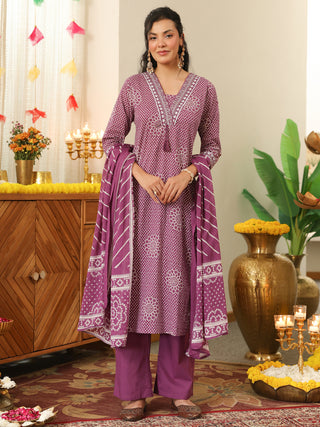 Purple Bandhani Print Straight Kurta Set with Pocket