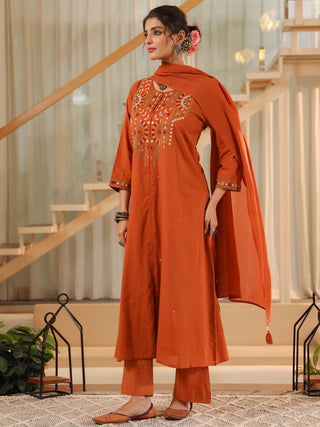 Women Ethnic Motifs Pure Cotton Kurta with Trousers & With Dupatta