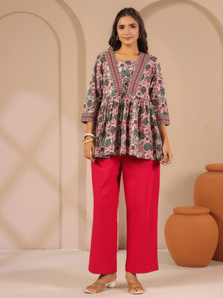 Pink Solid Cotton Trousers with Pockets