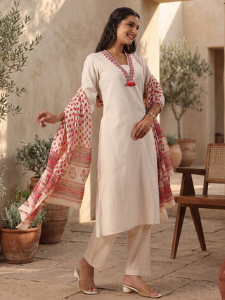 Off-White Cotton Straight Kurta Set with Red Embroidery