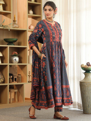 Women Ethnic Motifs Printed Pleated Pure Cotton Kurta with Trousers & With Dupatta