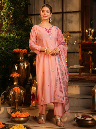 Light Pink Embroidered Chanderi Straight Kurta Set With Pant Pocket