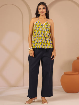 Blue Solid Cotton Trousers with Pockets