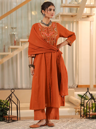 Women Ethnic Motifs Pure Cotton Kurta with Trousers & With Dupatta
