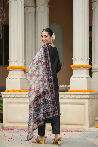 Black Embroidered Kurta Set With Printed Dupatta