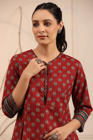 Women Maroon & Black Pure Cotton A line Kurti