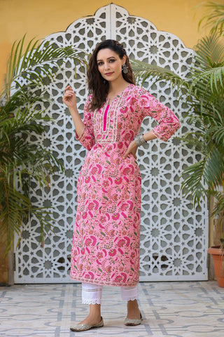 Pink Floral Printed Cotton Straight Kurta for Women