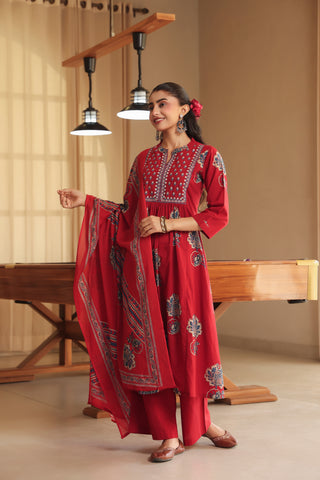 Women Ethnic Motifs Printed Regular Thread Work Pure Cotton Kurta with Trousers & With Dupatta