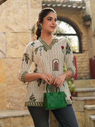 Women Green & Off White Ethnic Motifs Printed Pure Cotton Kurti