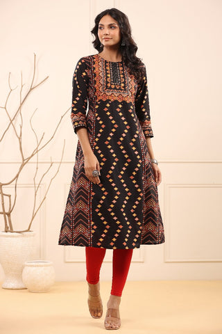 Women Black Ethnic Motifs Printed Cotton Straight Kurta