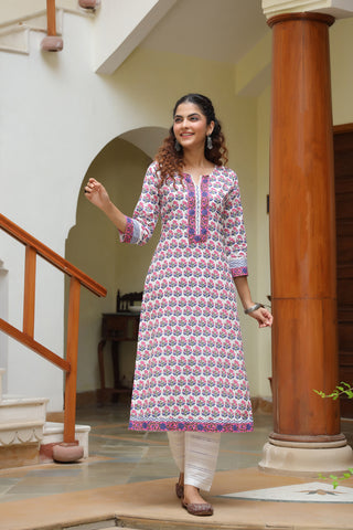 Women White Floral Printed Pure Cotton Straight Kurta