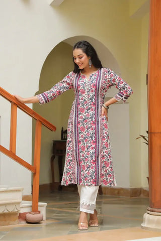 Women Pink Floral Printed A-line Kurta