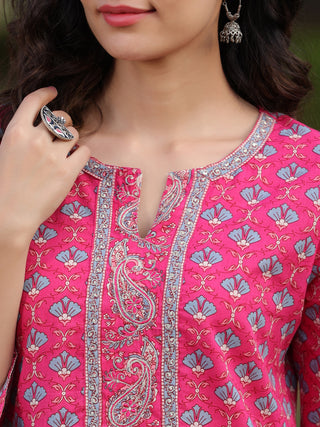 Women Fuchisia Ethnic Motifs Printed Pure Cotton Straight Kurta