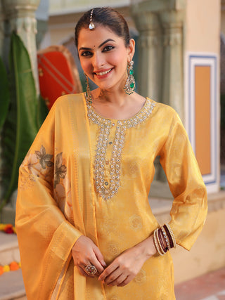 Women Ethnic Motifs Regular Pure Cotton Kurta with Trousers & With Dupatta