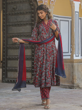 Women Maroon Paisley Printed Pure Cotton Kurta With Printed Trouser And Dyed Dupatta