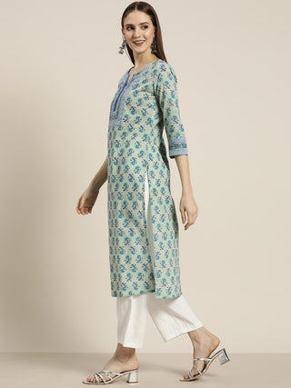 Women Green & Blue Floral Printed Straight Kurta