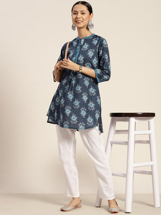 Women Blue Floral Cotton Printed High Low Kurti