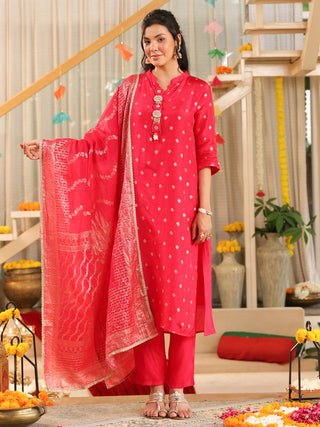 Fuchsia Ethnic Motif Print Rayon Straight Kurta Set With Pant Pocket