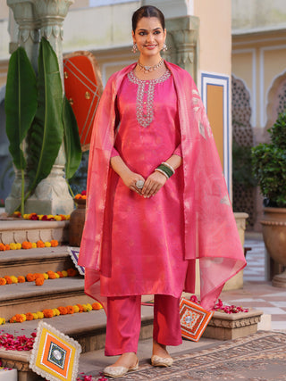 Women Floral Printed Regular Thread Work Pure Cotton Kurta with Trousers & With Dupatta