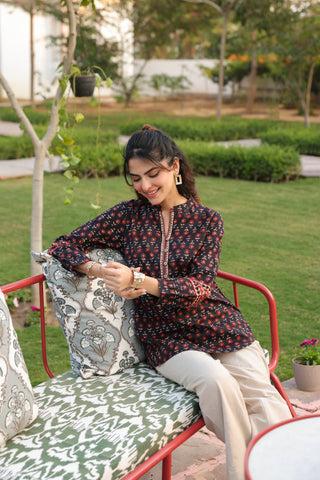 Black cotton top with ethnic print