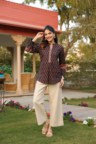 Black printed mandarin collar cotton top