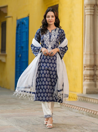 Blue ethnic cotton kurta set with dupatta