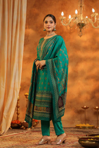 Classic Ethnic Kurta Set