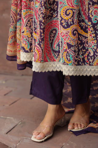 Classic Thread Work Kurta Set