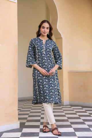 Cotton printed kurta with round neck