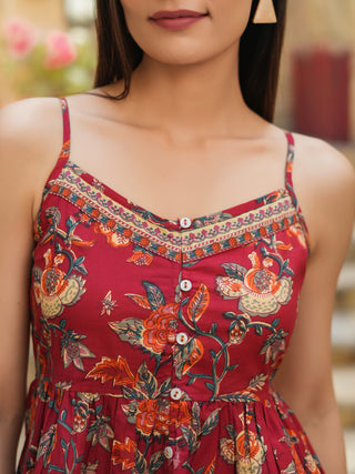 Floral Printed Sleeveless Peplum Pure Cotton Top