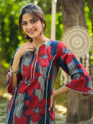 Notch Neck Embroidered Straight Kurta